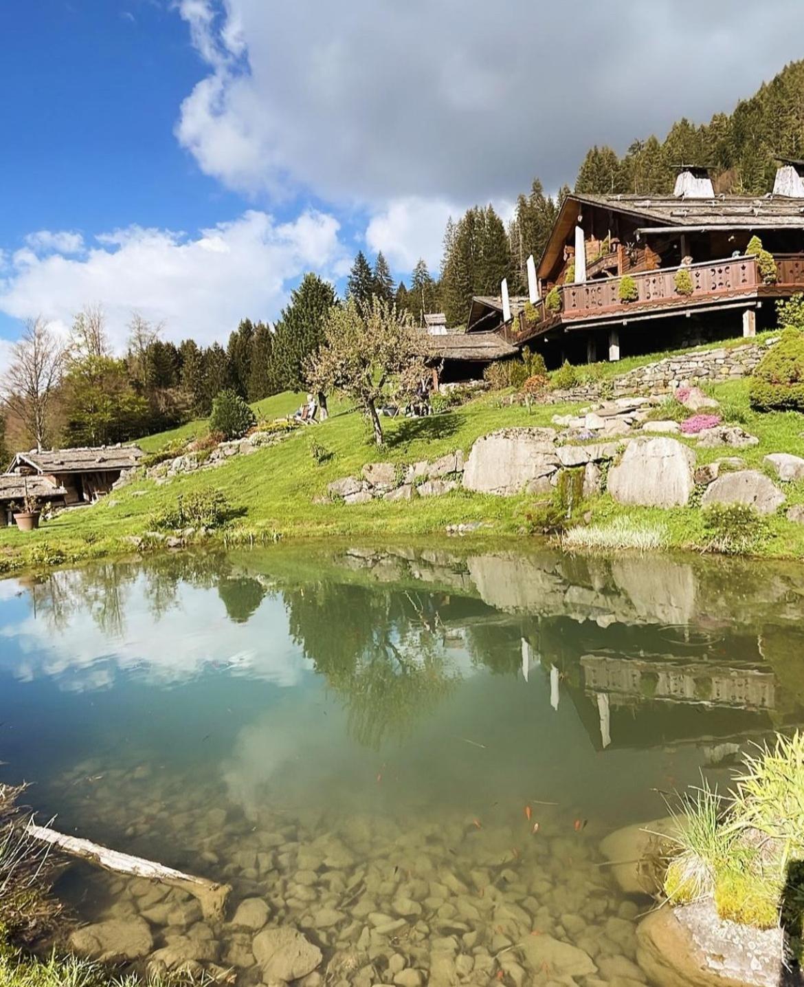 ホテル La Ferme Des Vonezins Thônes エクステリア 写真